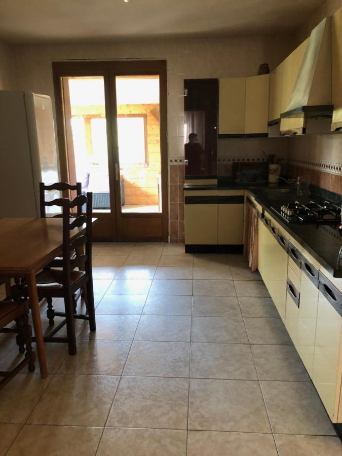 La Cabanes Senouillac ภายนอก รูปภาพ